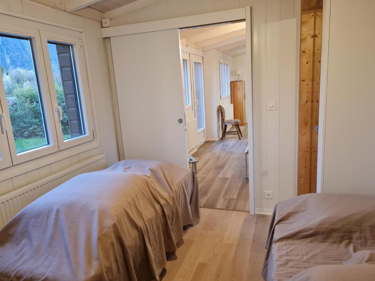 Rhone Cottage 4 Noville Екстер'єр фото